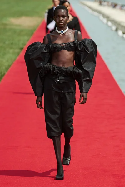 Look 23